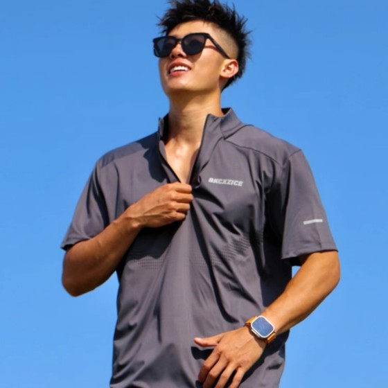 高品质球衣，定制足球运动服，男士运动球衣