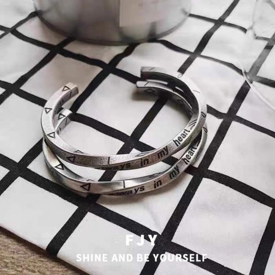 2025 New Styles Women's Fashion Jewelry Accessories,Brandbracelet Designed for Love and Witnessing Sweet Moments