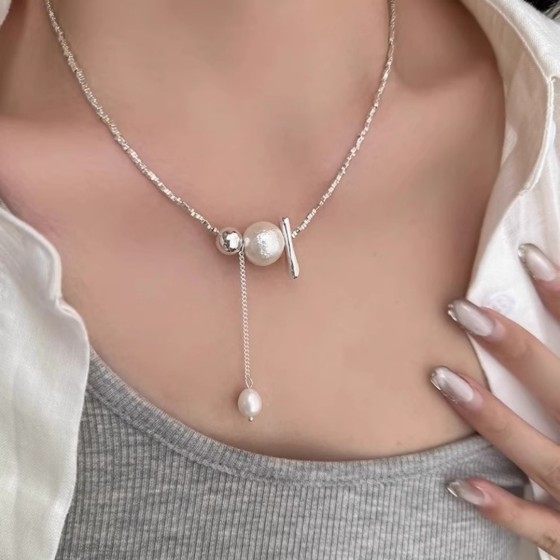 2025 年新款项链，工艺精湛，品质上乘，时尚潮流